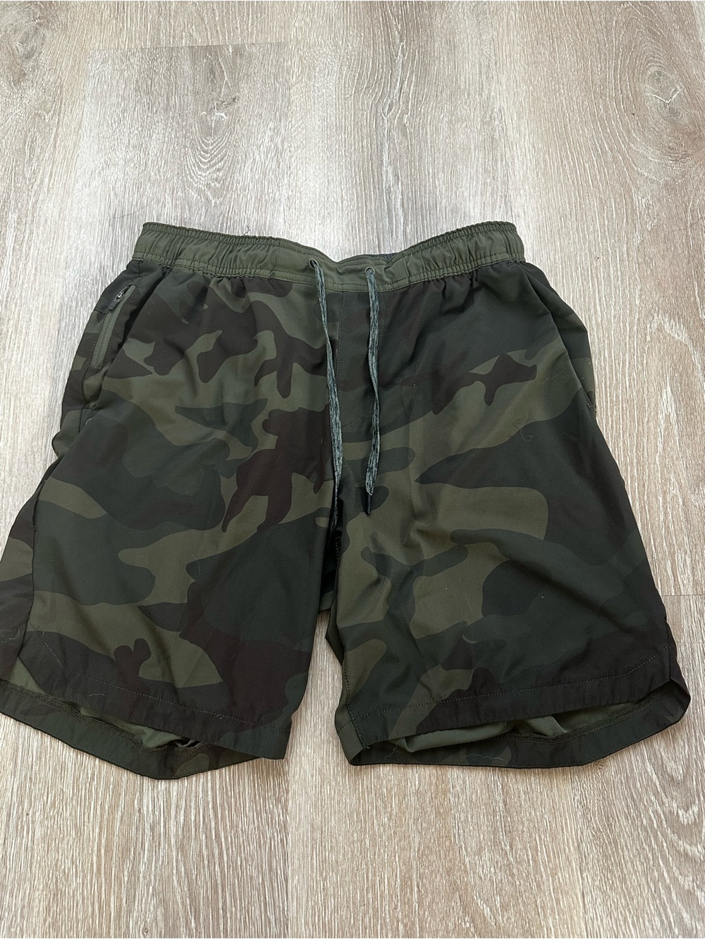 Men's Roark Revival Bommer 7” Linerless Camo Drawstring Shorts - Olive Green